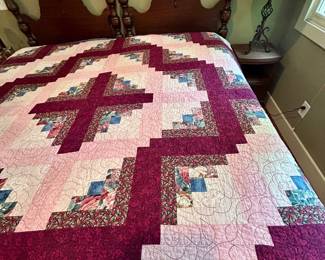 Traditional Log Cabin Quilt