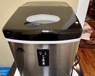 Igloo Portable Ice Maker