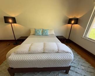 Queen Organic Bed