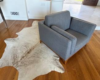 Hide Rug, Chair (close)