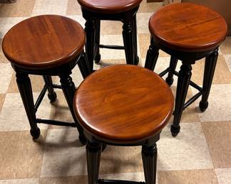 SET OF 4 CHERRY FINISHED BAR STOOLS.