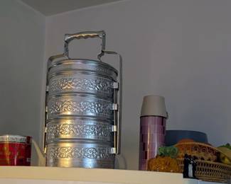 Thai tiffin container