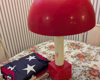 MCM lamp