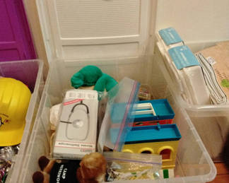 Lot 6: Assorted Toys and Craft Kits