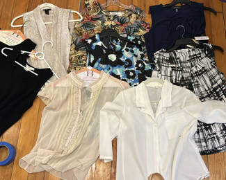 Lot 900: Assorted women's tops and blouses