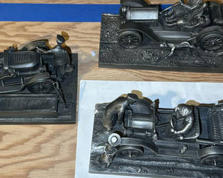 Lot 224: Vintage pewter automobile diorama figurines