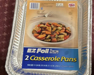 Lot 169: Assorted aluminum bakeware pans
