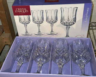 Lot 263: Cristal d'Arques Paris crystal goblet sets (8) Lot 1 of 2