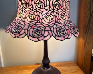 peony stained glass lamp 