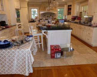 Kitchenware & Bakeware