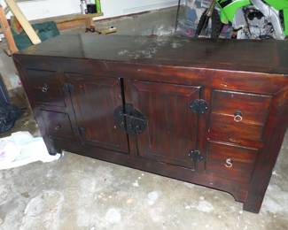 Sideboard