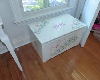 Decorative Toy Chest