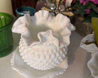 Fenton Hobnail