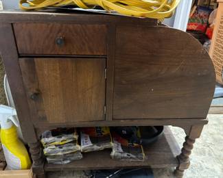 Smoking Stand