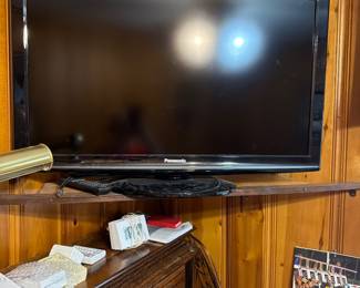 Flat screen tv