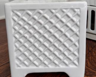Lattice Cachepot. 