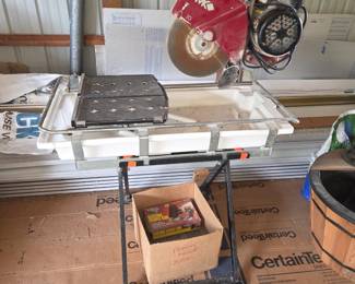 Tile saw