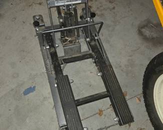 Motorcycle jack