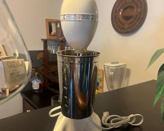 Drink mixer