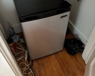 Mini fridge