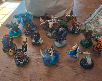 Skylander Spyro's Adventure figures