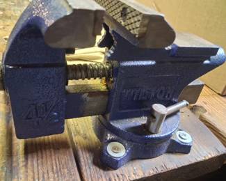 Wilton 4 1/2 Vise