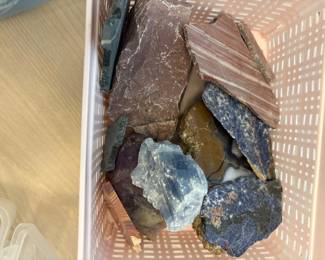 Geodes and rocks for jewelry making