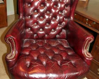 Tufted Leather Executive Desk Chair