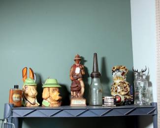 Rabbit & Dog Steins, Master Oil Bottle