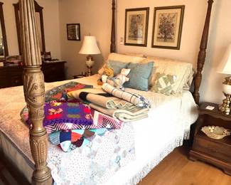 Cresent Pennsylvania Cherry 4 poster rice bed with mattress set 
