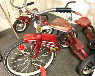 MCM Murry 2 step tricycle  