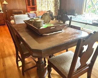 Jacobean table and 5 chairs 
