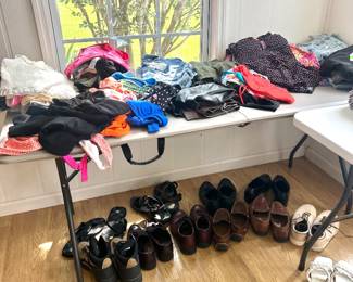 clothes 