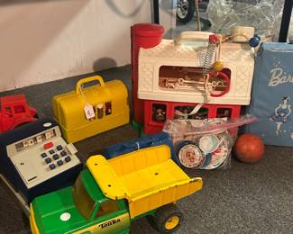 Tonka dump truck, Fisher Price barn 