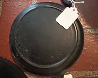 cast iron skillets 