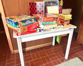 Metal top table, puzzles 