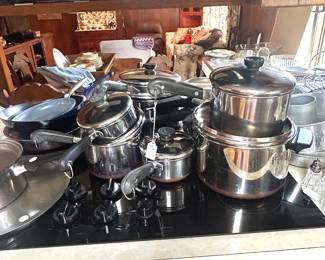 14 pc set of pots 