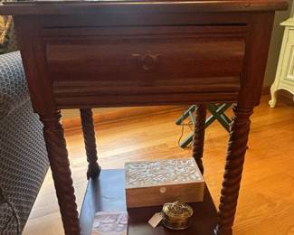 turned let side table 