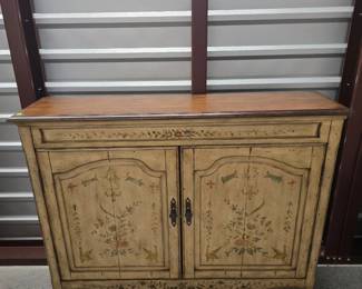 cabinetb