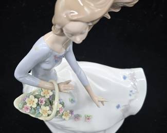 figurine 2 top