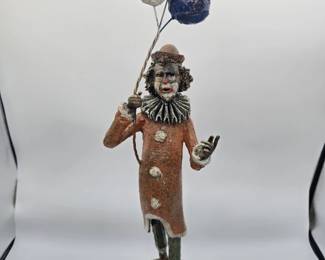 clown sculpture