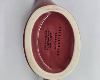 gravy boat bottom