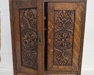 cabinet1