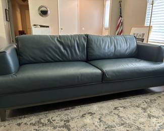 couch in nice condition