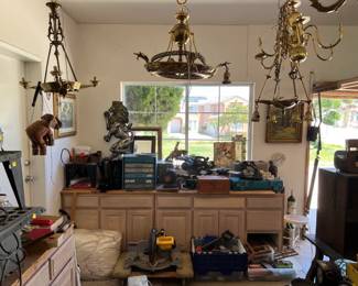 Here is another view of the garage.  Again, there are lots and lots of items here to explore.