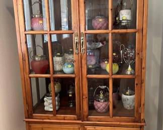 This display cabinet can house all manner of collections.