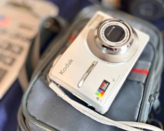 Kodak digital camera with case