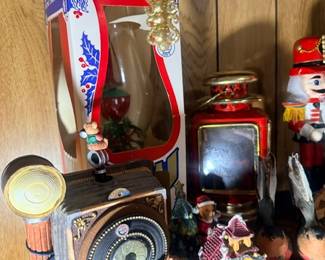 Vintage bubble light electric Christmas lamp and nutcracker