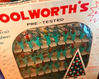 Vintage Woolworth's pre-tested Christmas mini lights box