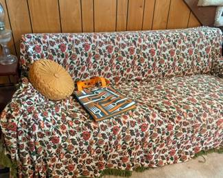 Floral upholstered bench seat daybed